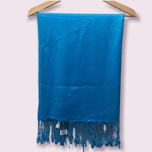 NWT Pashmina scarf